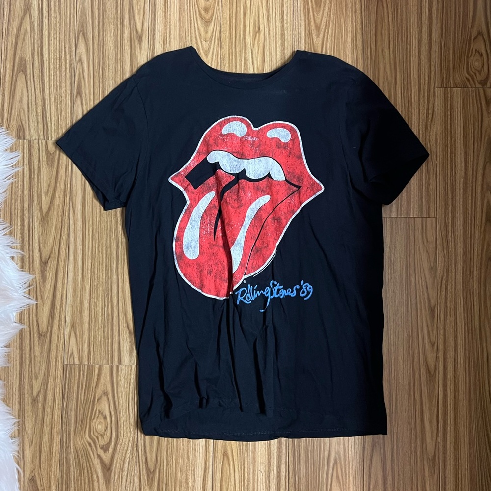 Rolling stone tee